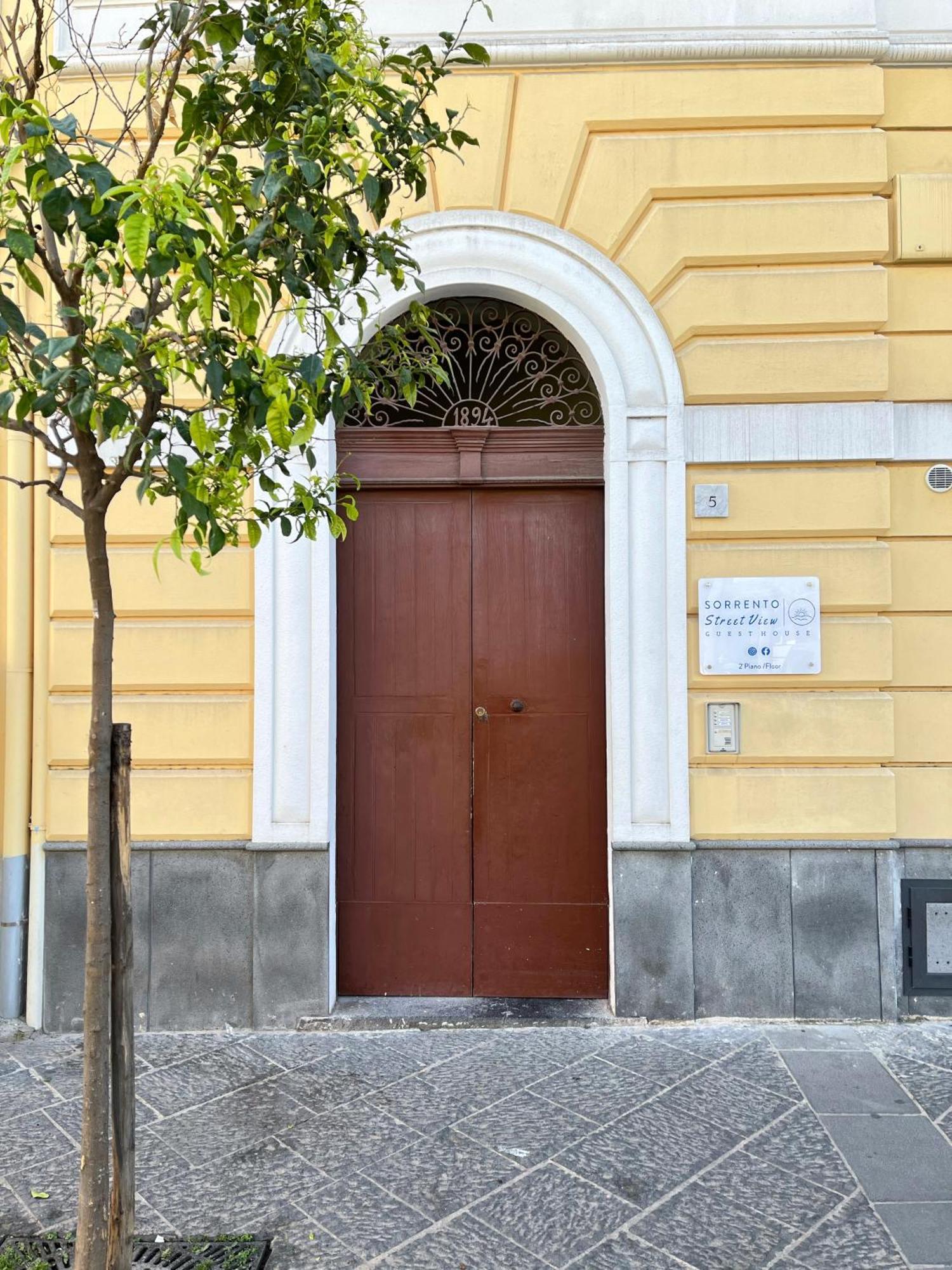 Sorrento Street View Hotel Buitenkant foto