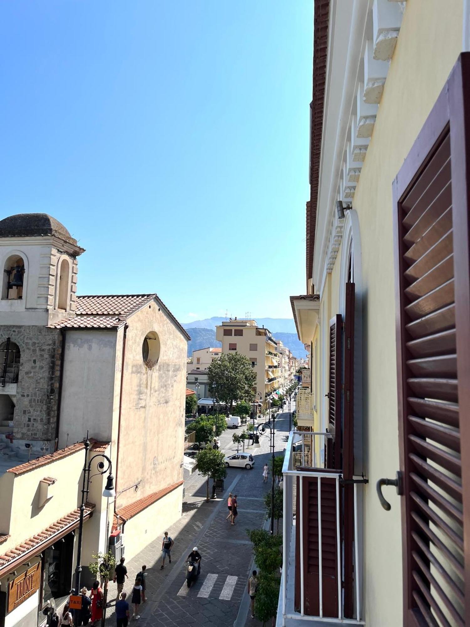 Sorrento Street View Hotel Buitenkant foto